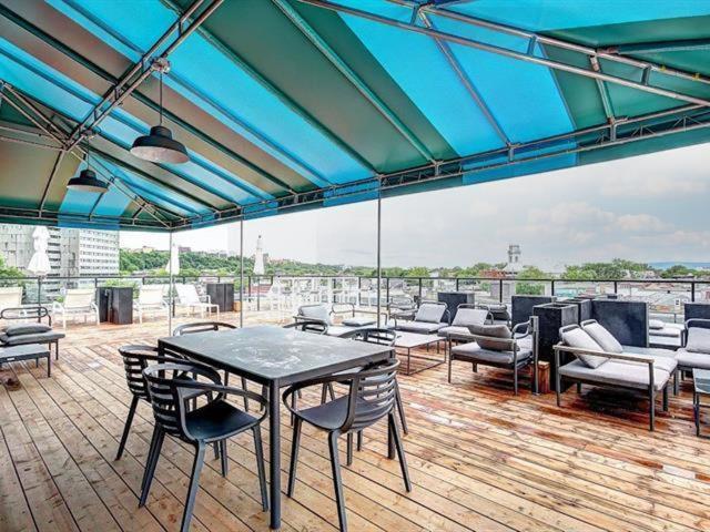 Апартаменты Penthouse On Charest - With Parking And Gym Квебек Экстерьер фото